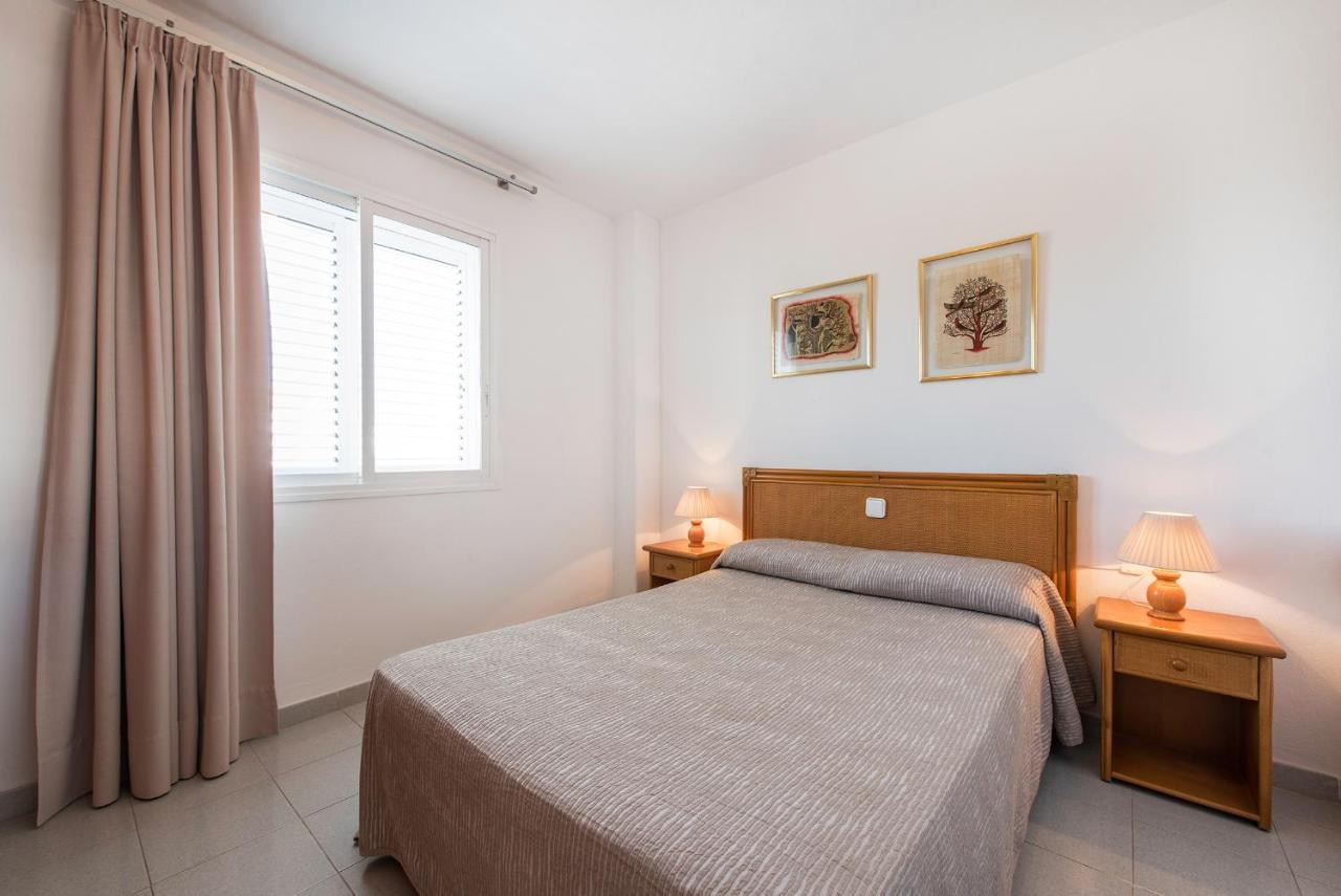 Apartamentos Es Cane Es Cana Exterior foto